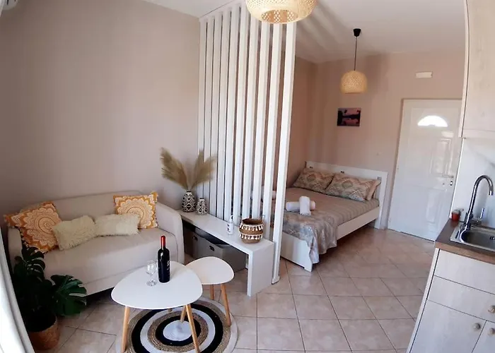 Verano Vista Apartment_near The Sea-free Parking Daire *